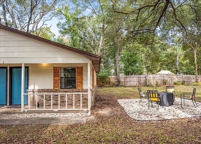 The Nook Fire Pit Bbq Dog Friendly Apartment *